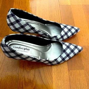Checker heels